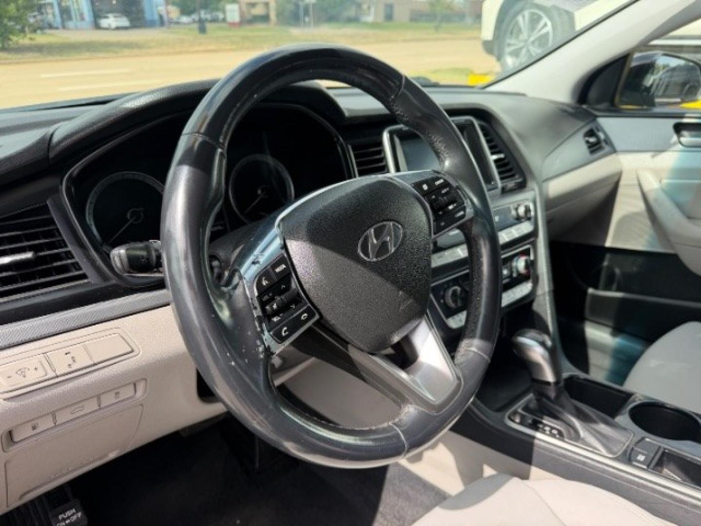 2018 BLACK Hyundai Sonata Sport (5NPE34AF1JH) with an 2.4L L4 DOHC 16V engine, 6-Speed Automatic transmission, located at 2715 W Pioneer Pkwy, Arlington, TX, 76013, (817) 265-9009, 32.710262, -97.153236- Photo#12