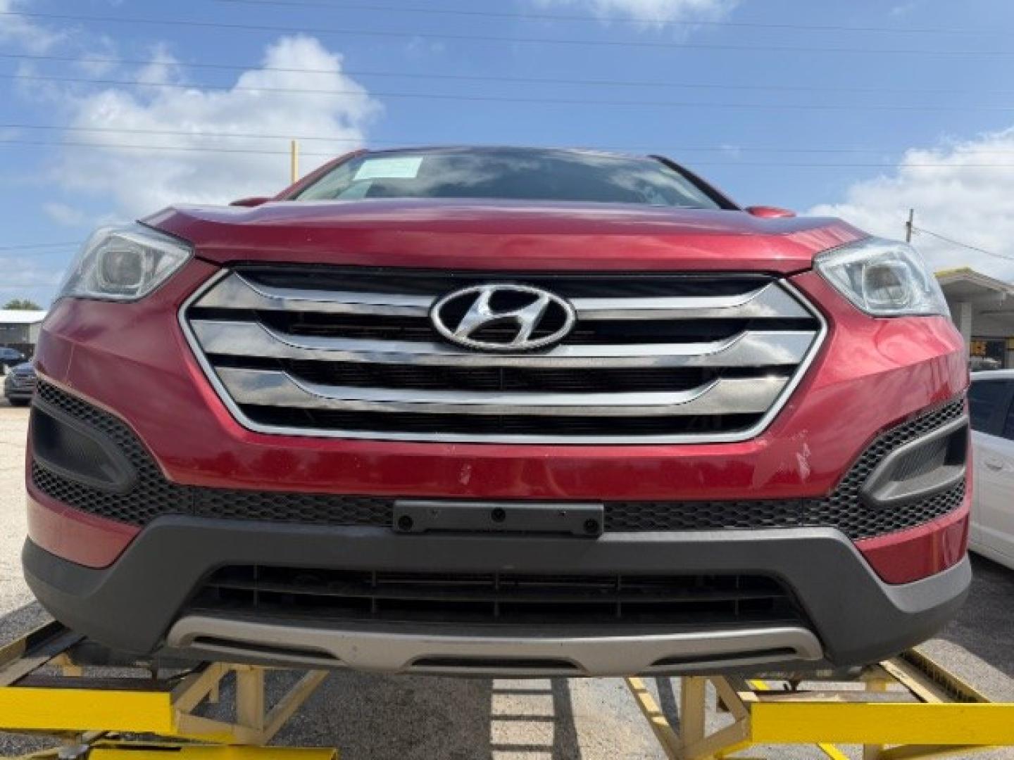 2016 RED Hyundai Santa Fe Sport 2.4L (5XYZT3LBXGG) with an Theta II 2.4L I-4 gasoline direct injection engine, located at 2715 W Pioneer Pkwy, Arlington, TX, 76013, (817) 265-9009, 32.710262, -97.153236- Photo#4