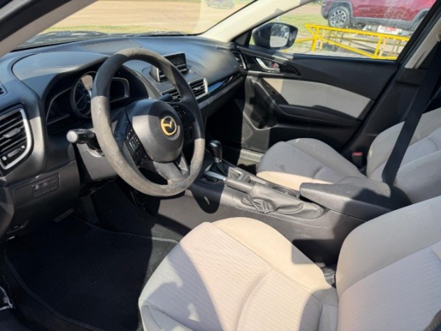2014 BLUE Mazda MAZDA3 i Sport AT 4-Door (JM1BM1U77E1) with an 2.0L L4 DOHC 16V engine, 6-Speed Automatic transmission, located at 2715 W Pioneer Pkwy, Arlington, TX, 76013, (817) 265-9009, 32.710262, -97.153236- Photo#11