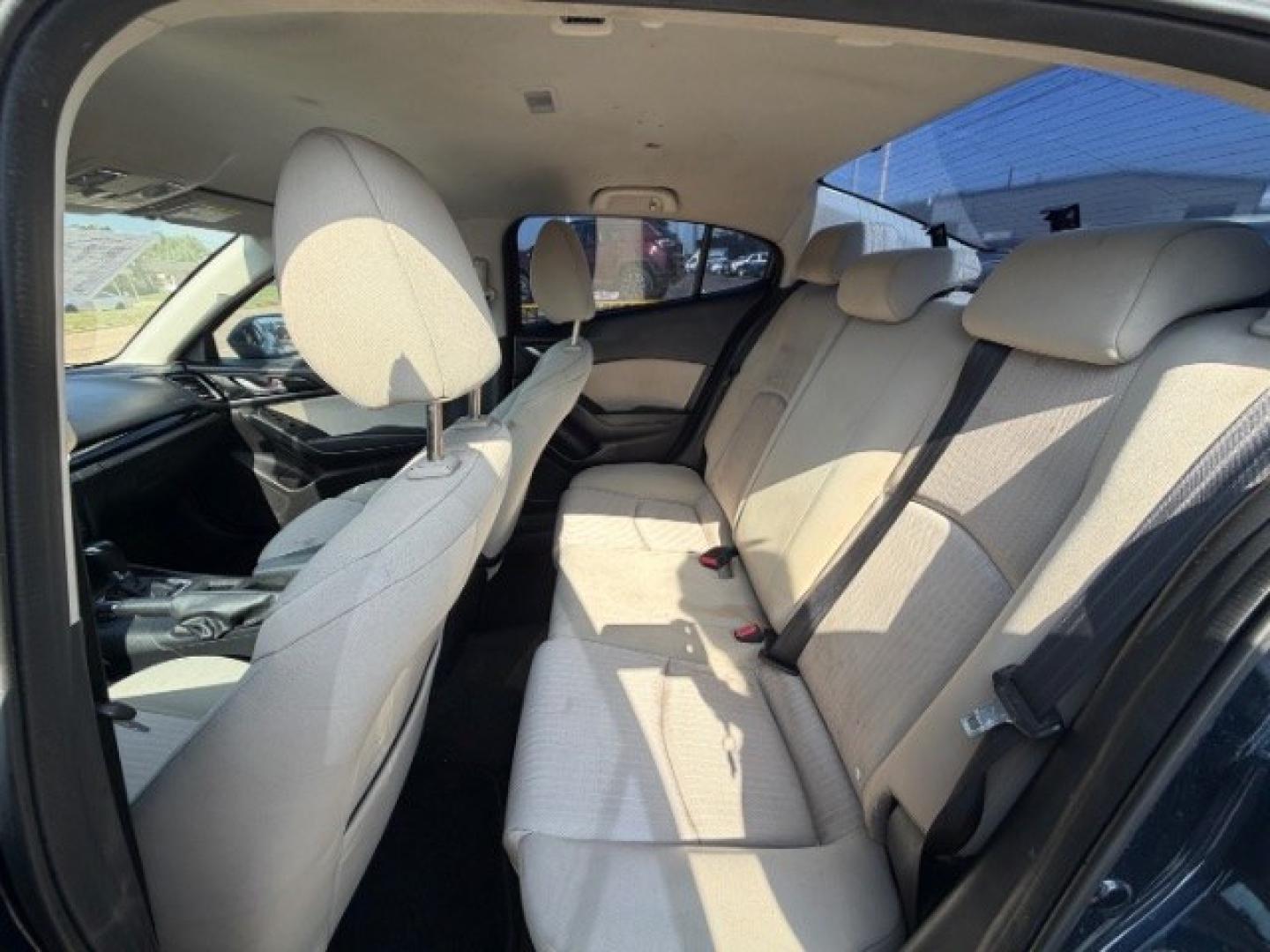 2014 BLUE Mazda MAZDA3 i Sport AT 4-Door (JM1BM1U77E1) with an 2.0L L4 DOHC 16V engine, 6-Speed Automatic transmission, located at 2715 W Pioneer Pkwy, Arlington, TX, 76013, (817) 265-9009, 32.710262, -97.153236- Photo#15