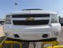 2013 WHITE Chevrolet Tahoe LT (1GNSKBE05DR) with an Vortec 5.3L V-8 variable valve control engine, located at 2715 W Pioneer Pkwy, Arlington, TX, 76013, (817) 265-9009, 32.710262, -97.153236- Photo#3