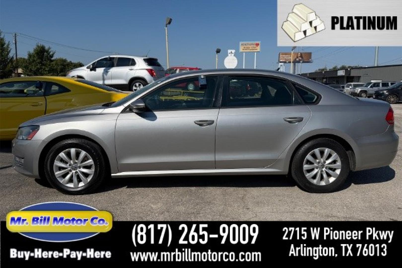 2012 SILVER Volkswagen Passat 2.5L S (1VWAH7A35CC) with an 2.5L I-5 DOHC engine, located at 2715 W Pioneer Pkwy, Arlington, TX, 76013, (817) 265-9009, 32.710262, -97.153236- Photo#0