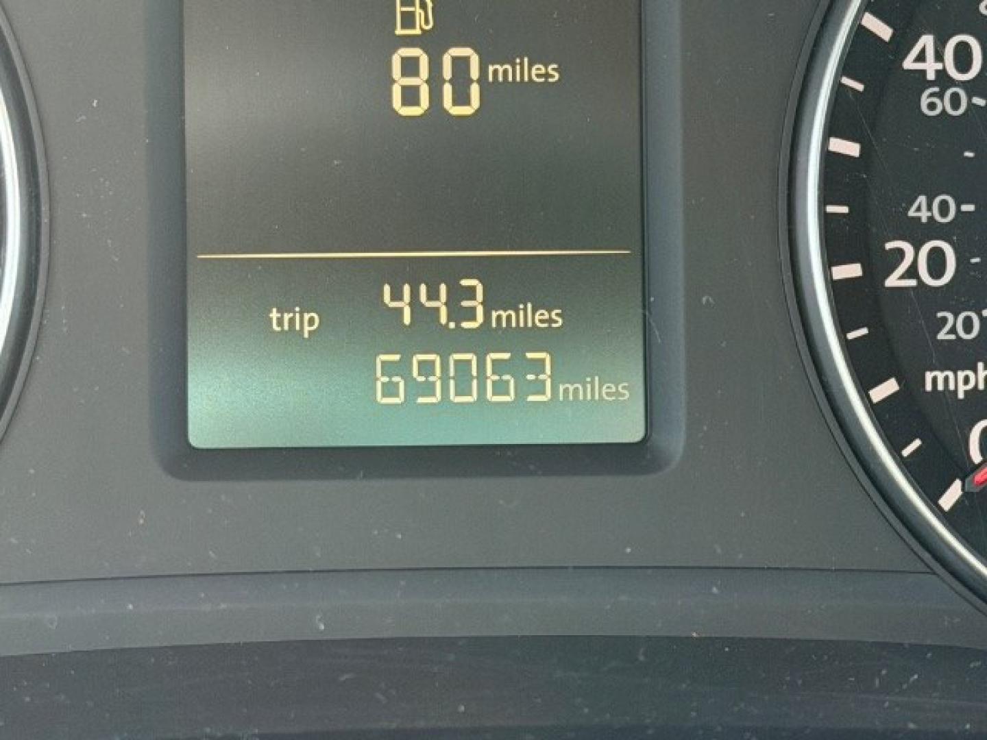 2012 SILVER Volkswagen Passat 2.5L S (1VWAH7A35CC) with an 2.5L I-5 DOHC engine, located at 2715 W Pioneer Pkwy, Arlington, TX, 76013, (817) 265-9009, 32.710262, -97.153236- Photo#1