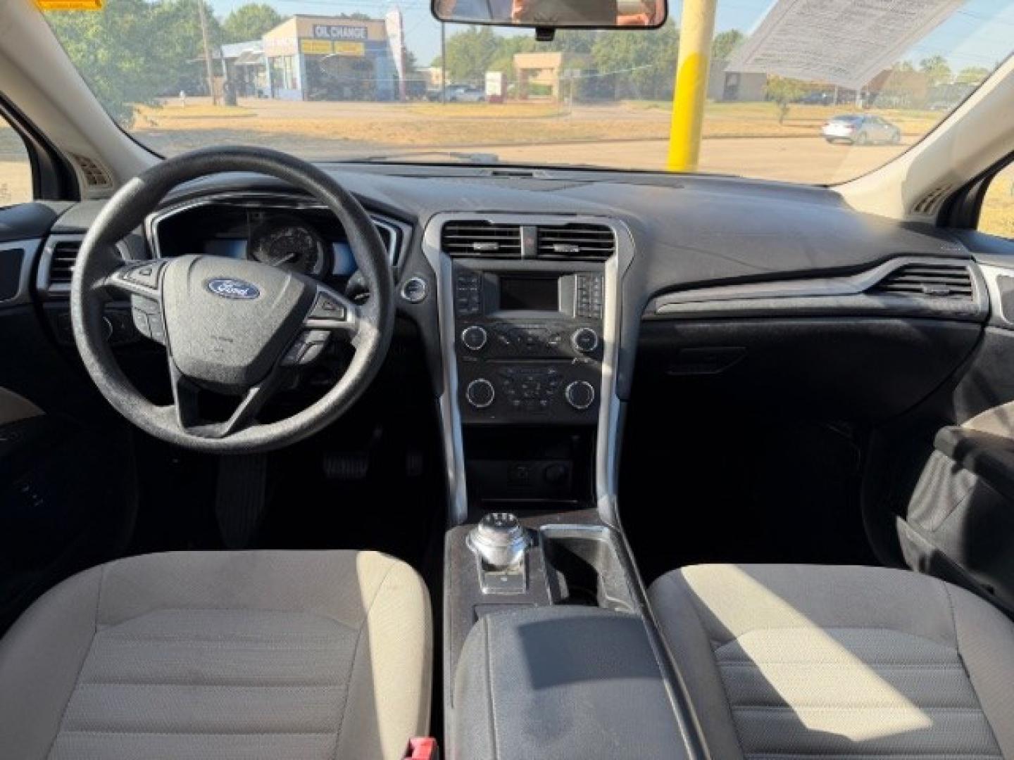 2018 BLUE Ford Fusion Hybrid S (3FA6P0UU6JR) with an 2L I-4 DOHC engine, located at 2715 W Pioneer Pkwy, Arlington, TX, 76013, (817) 265-9009, 32.710262, -97.153236- Photo#12